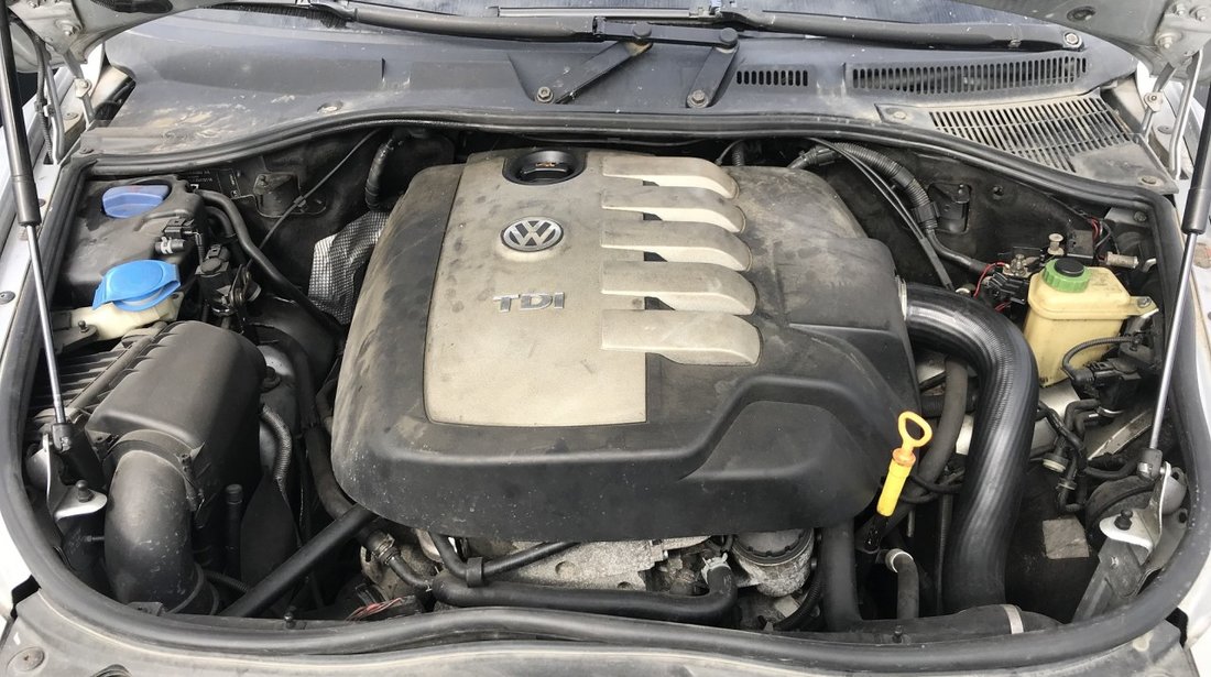 Dezmembrez Vw Touareg Tdi Cod Motor Bac