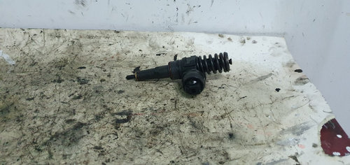 038130073AR Injector Audi A6 1.9 TDI tip motor AVF