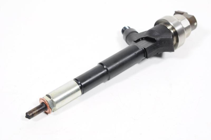 55567729 Injector Opel Astra J 1.7 CDTI A17DTR