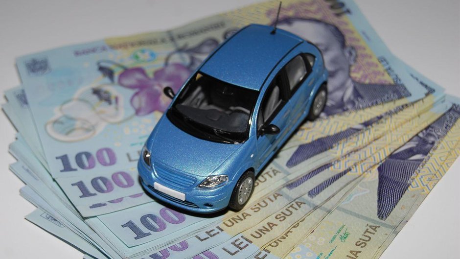 Aberatie romaneasca: Taxa Auto e ilegala si trebuie restituita, dar inca  esti obligat sa o platesti