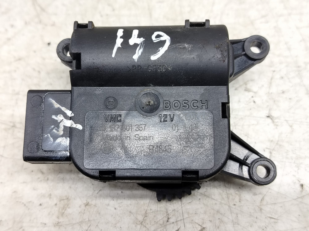 Actuator aeroterma 0132801357 Volkswagen VW Polo 4 9N [2001 - 2005]