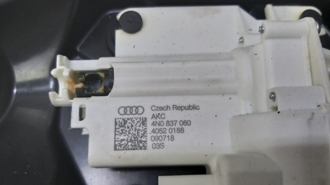 Actuator inchidere usa dreapta fata audi a6 c8 4k 4n0837060 4k8837104