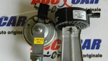 Actuator sunet VW Jetta 5C6 cod: 8J0907601 / 8J090...