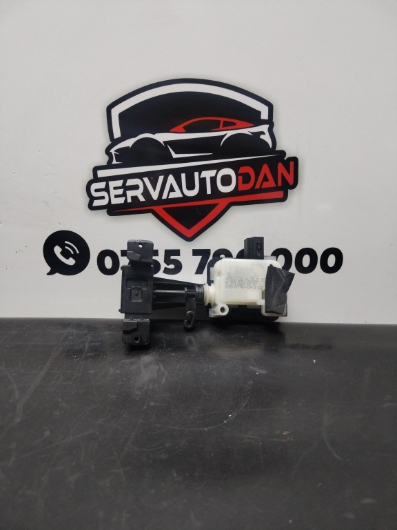 Actuator usa rezervor Mercedes-Benz S Class W221 3.0 Motorina 2012, A2518200197