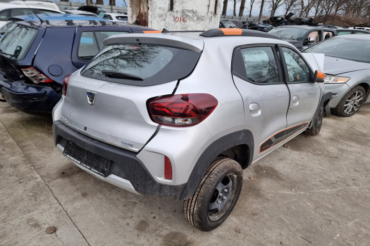 Aeroterma Dacia Spring 2022 hatchback electric