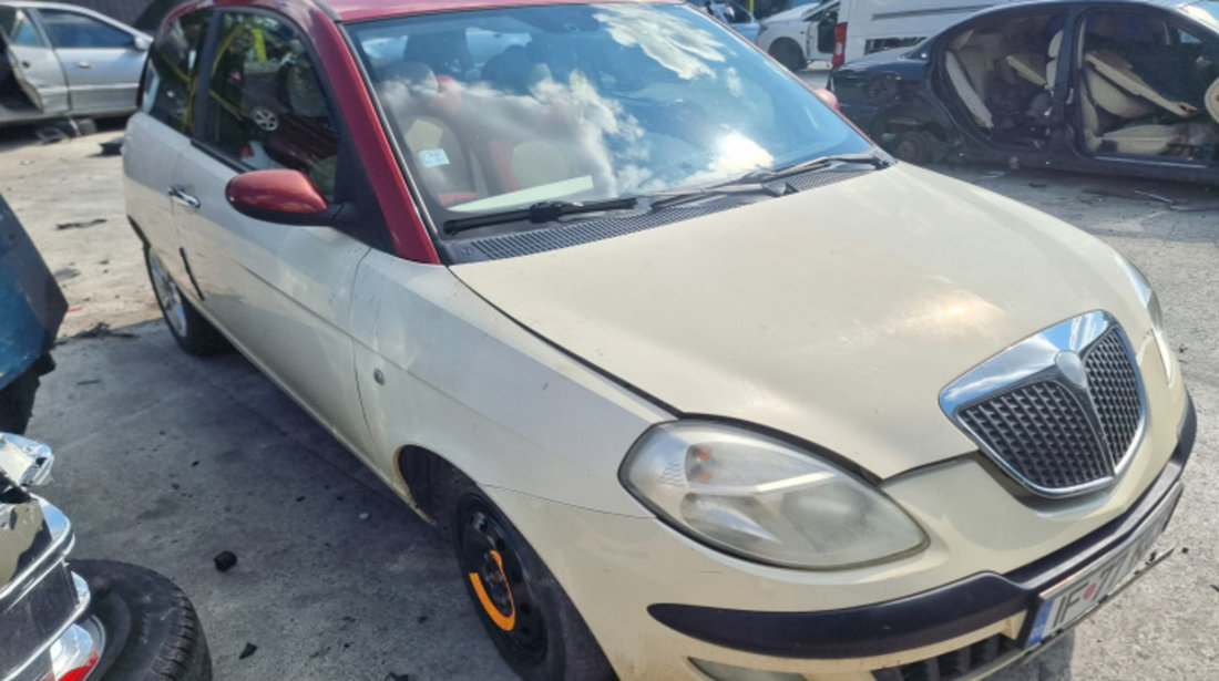 Aeroterma Lancia Ypsilon 2005 HatchBack 1.4 benzina 843a1000