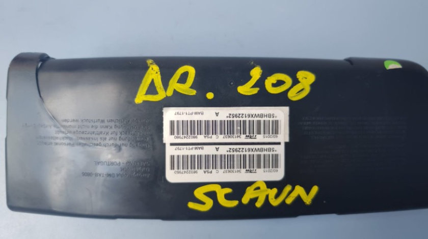 Airbag scaun dreapta Peugeot 208 Hatchback 1.2 Vti 2015 Cod : 9802247980