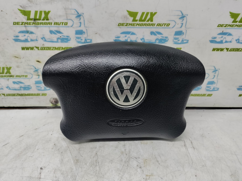 Airbag volan 3b0880201bm Volkswagen VW Golf 4 [1997 - 2006]