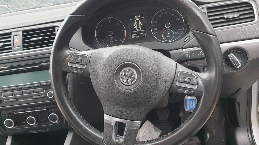 Airbag Volan Modelul cu Comenzi VW Jetta 4 2011 - 2018