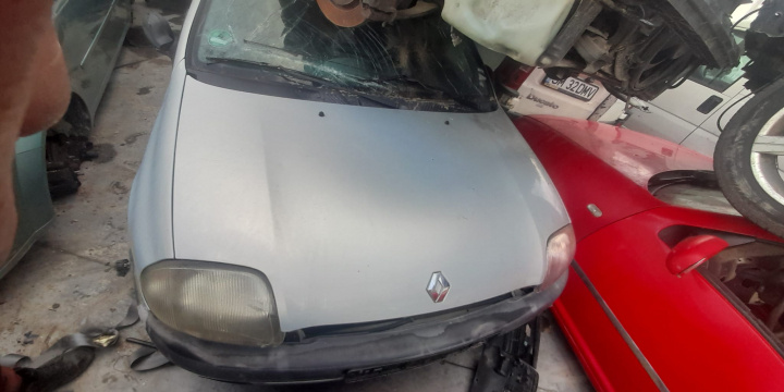 Airbag volan / sofer Renault Clio 2 [1998 - 2005] Hatchback 5-usi 1.2 MT (75 hp)