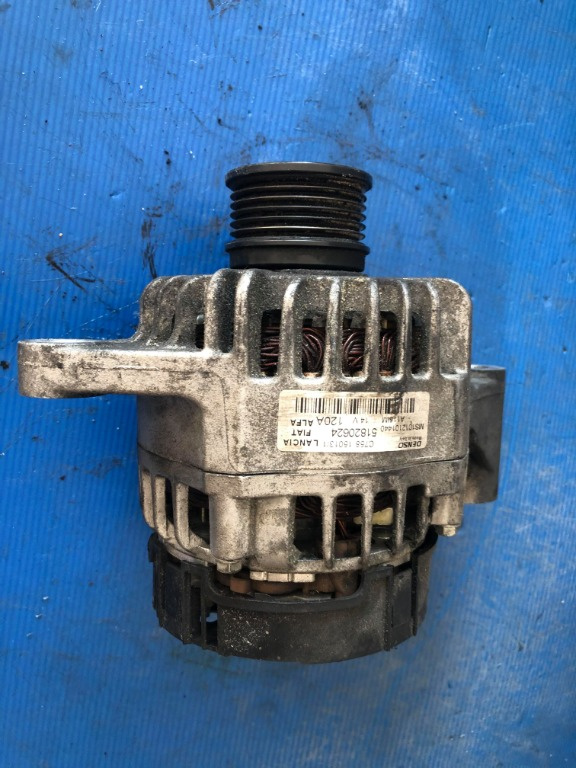 Alternator 1.6 d alfa romeo giulietta 51820624