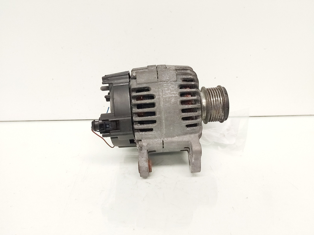 Alternator 110A Valeo, cod 06F903023E, Audi A1 (8X1), 1.6 TDI, CAY (idi:666922)