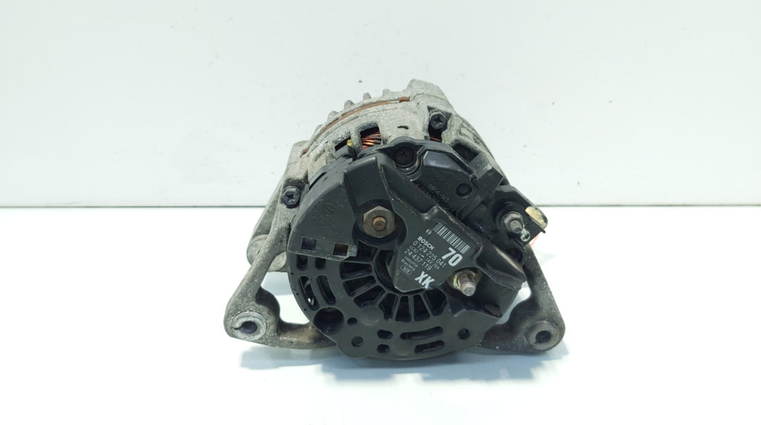 Alternator 70A Bosch, cod GM24437119, Opel Corsa C (F08, F68), 1.2 benz, Z12XE (id:660045)