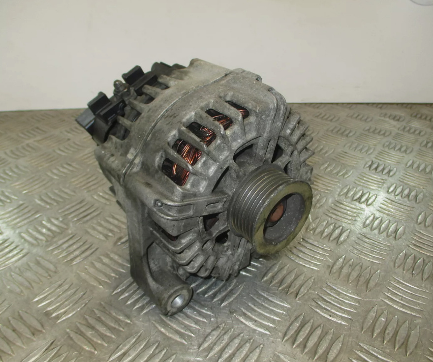 Alternator 7802261 BMW Seria 3 (E91) 2.0 D cod motor N47D20A an fab. 2007 - 2010