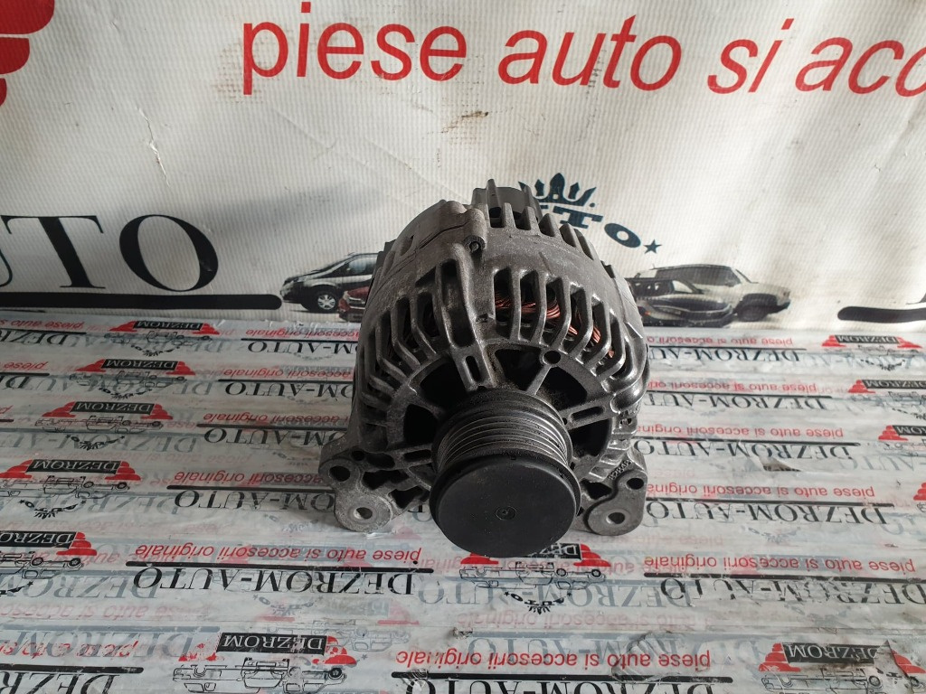 Alternator Audi A1 8X Sportback 2.0 TDI 136 cai motor CFHB cod piesa :06F903023E