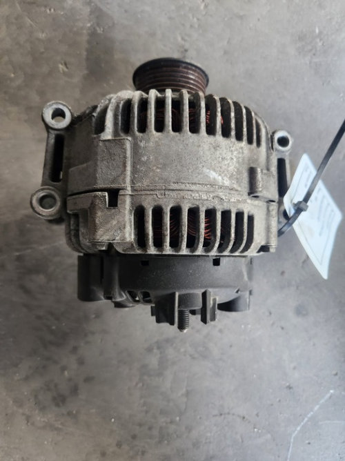 Alternator Audi A5 2.0 TFSI 2008 2009 2010 2011 cod 06E903016D