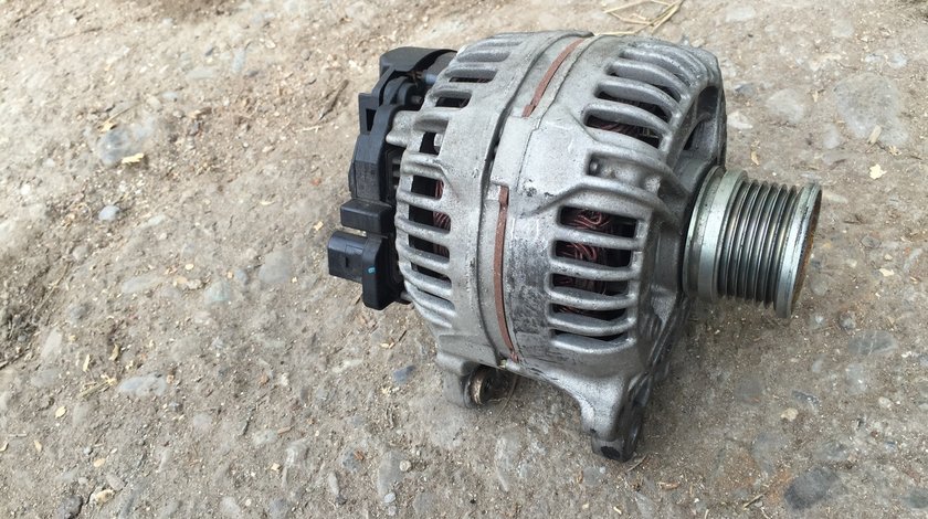 Alternator Audi A5 8T 2.0 TDI 2009 2010 2011 2012