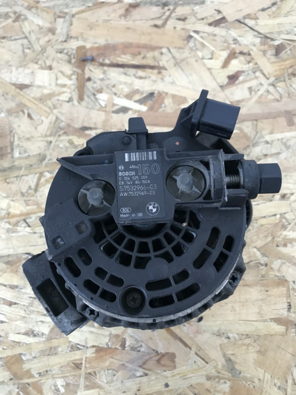 Alternator bmw BMW E87 120i hatchback 2006 (0124525059)