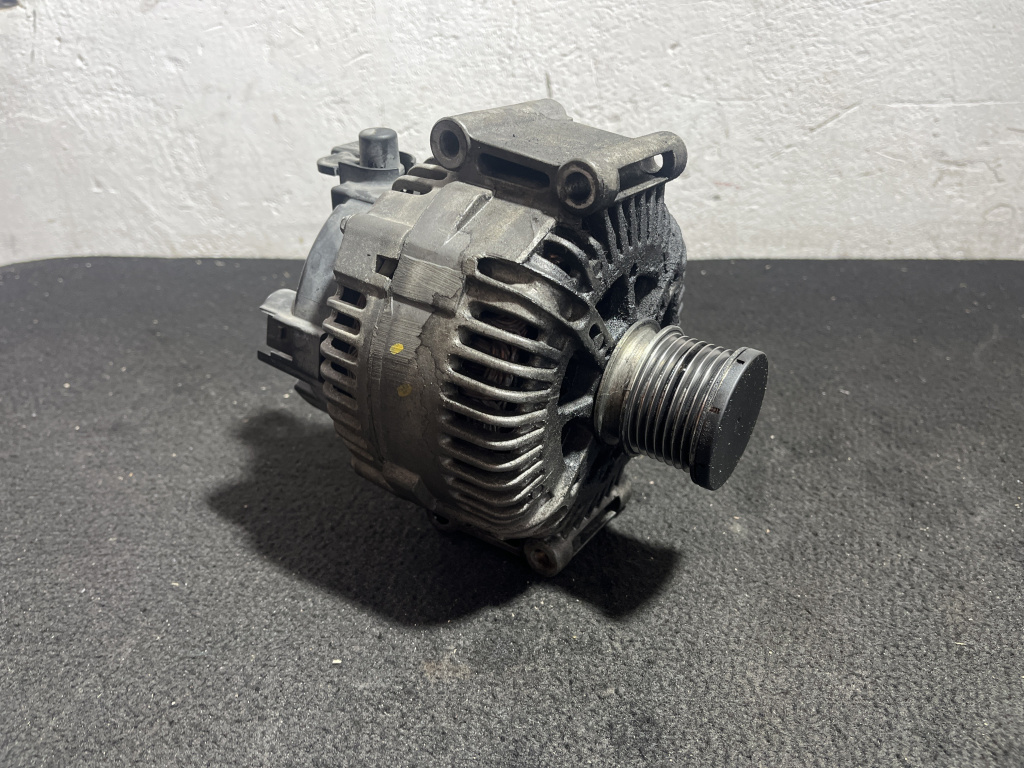 Alternator Mercedes Benz R Class W251 R 350 CDI 4Matic sedan 2011 (A6421540402)