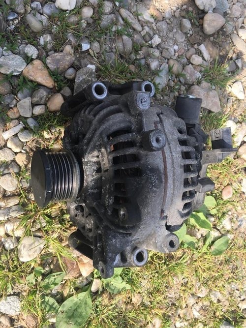 Alternator Mercedes E class w211 2004