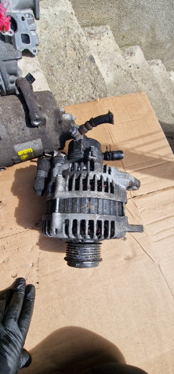 Alternator Opel Astra H 1.7CDTI Z17DTH