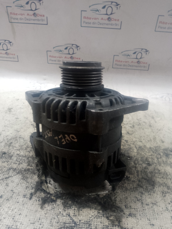 Alternator Opel Astra J 2011, 13500186