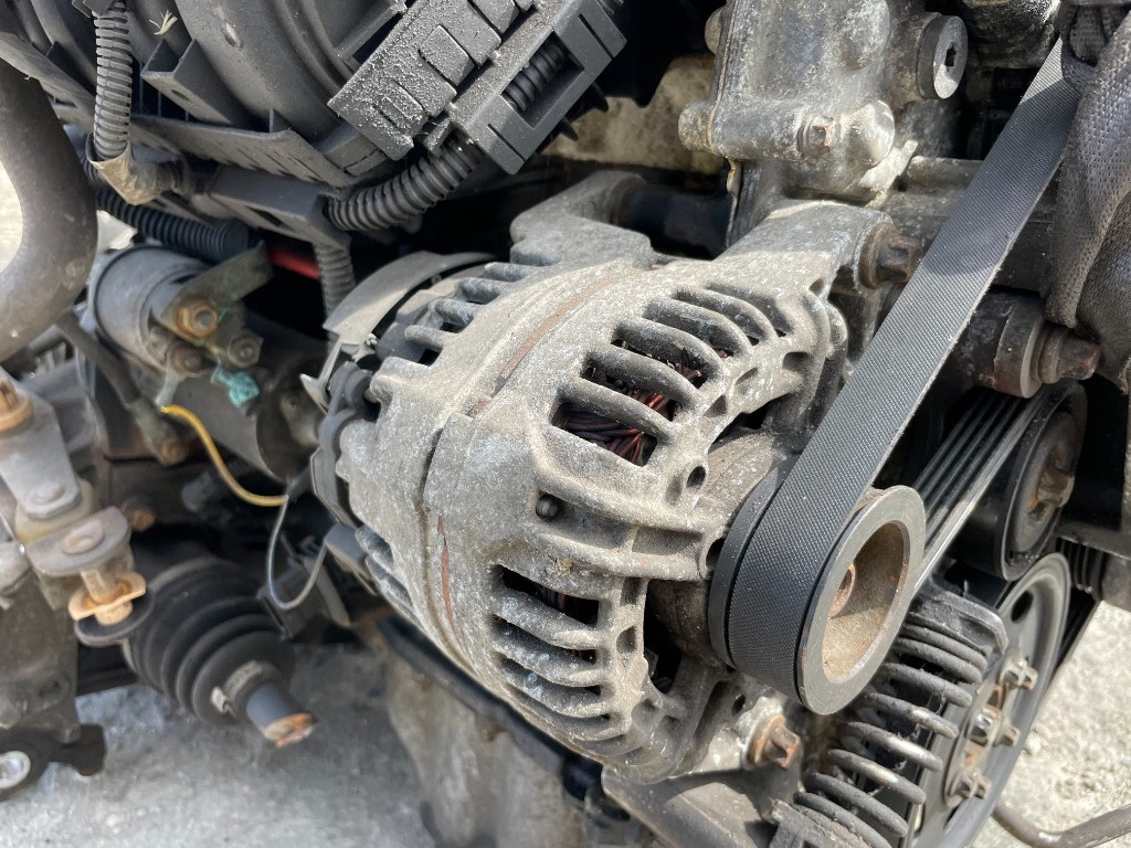 Alternator Opel Corsa D 1.2 benzina Z12XEP