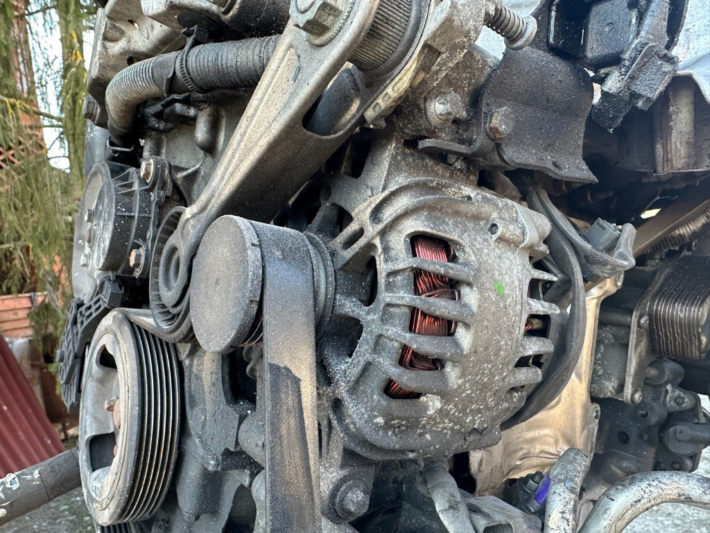 Alternator Peugeot 308 motor 1.6 VTI 2009