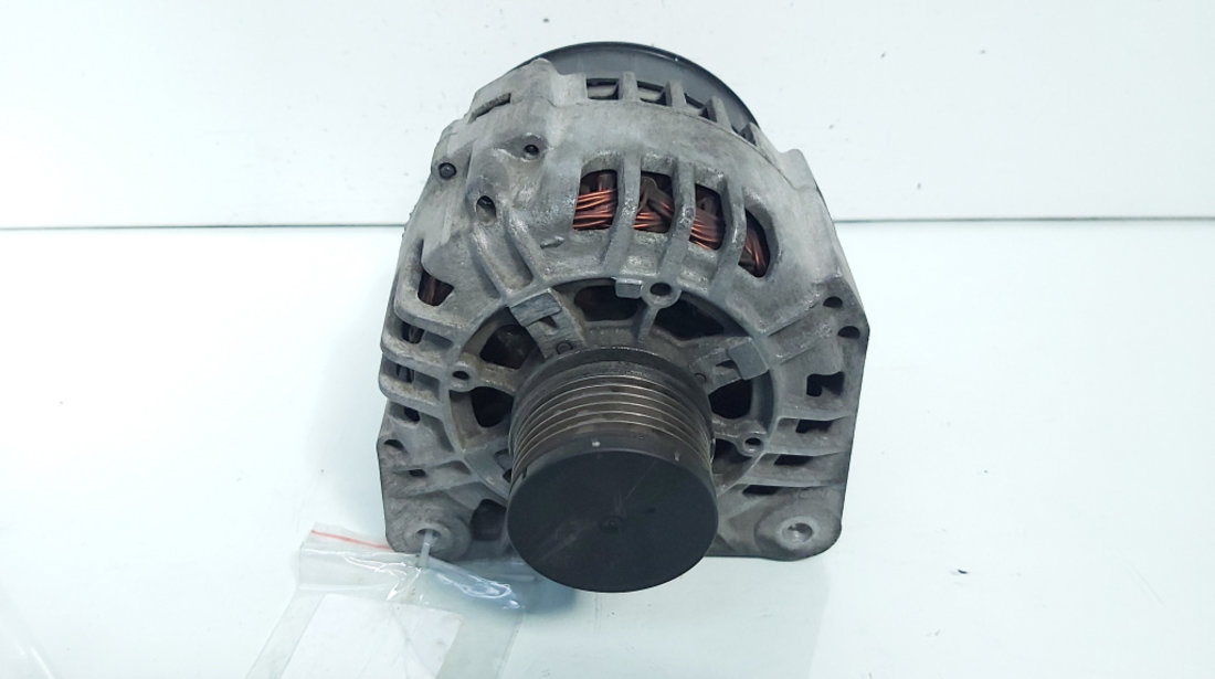 Alternator Valeo, cod 8200537415, Dacia Logan (LS) 1.5 DCI, K9K792 (id:664518)