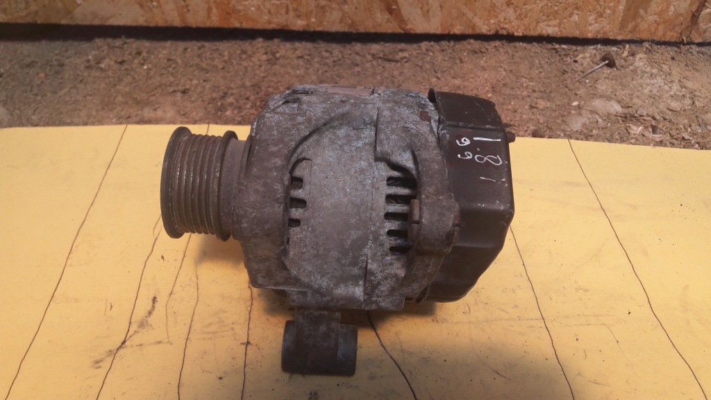 Alternator Volvo S40 1.8 i