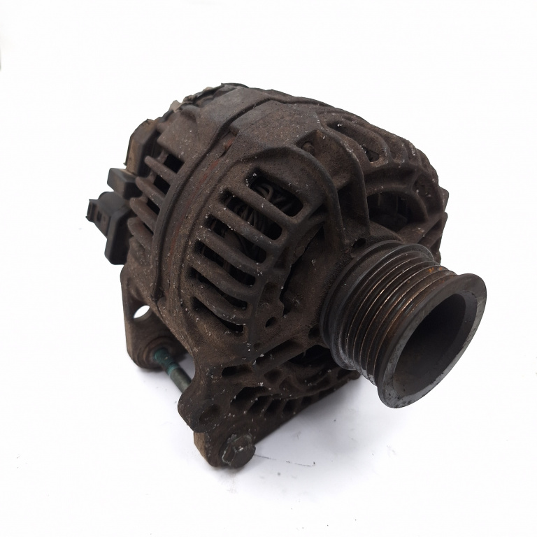 Alternator VW GOLF 4 1997 - 2004 Benzina 028903028D, 0124325003