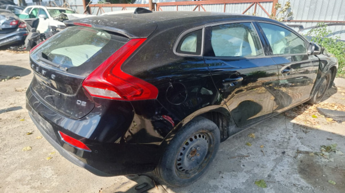 Amortizor cu arc stanga fata Volvo V40 2 [facelift] [2016 - 2020] 2.0 d2 D4204T8