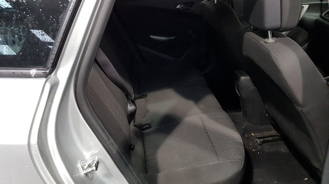 Amortizor haion Opel Astra J 2011 Break 1.7D