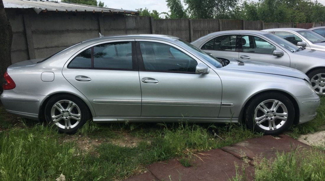 Ansamblu stergatoare cu motoras Mercedes E-CLASS W211 2008 berlina 2.2