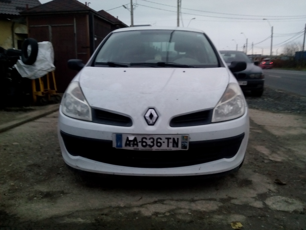 Ansamblu stergatoare cu motoras Renault Clio 2009 coupe 1.5 DCI