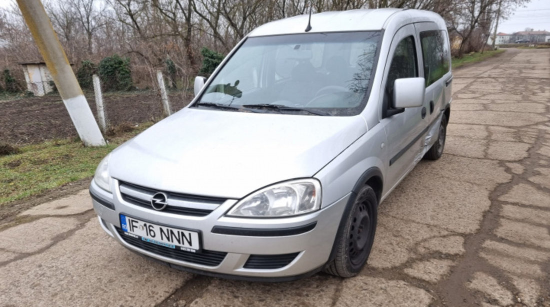 Ansamblu stergator cu motoras Opel Combo C 2009 minivan 1.3 diesel