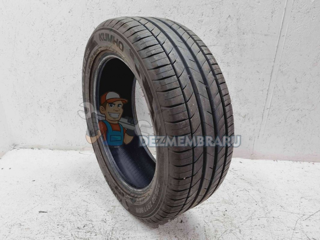 Anvelopa Vara Kumho Ecsta HS52 225 | 50 | R17