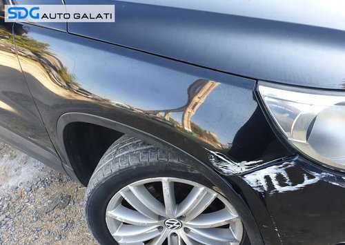 Aripa Dreapta Fata cu DEFECT VW Tiguan 2008 - 2012 Culoare LC9X