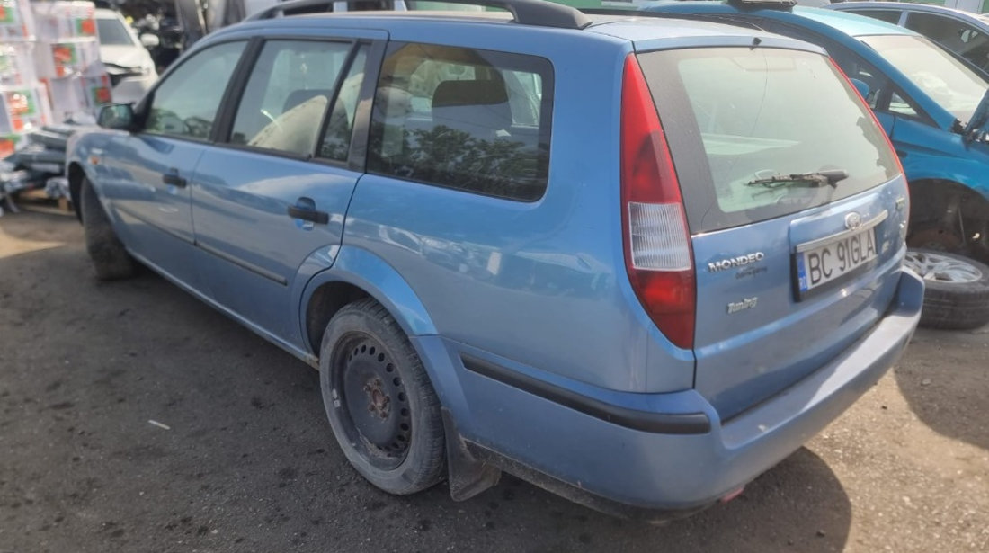 Aripa dreapta fata Ford Mondeo 2002 break 2.0 tddi D5BA