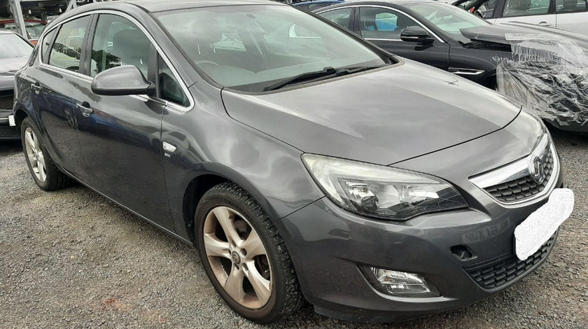 Aripa dreapta fata Opel Astra J 2010 HATCHBACK 1.7 CDTI DTJ