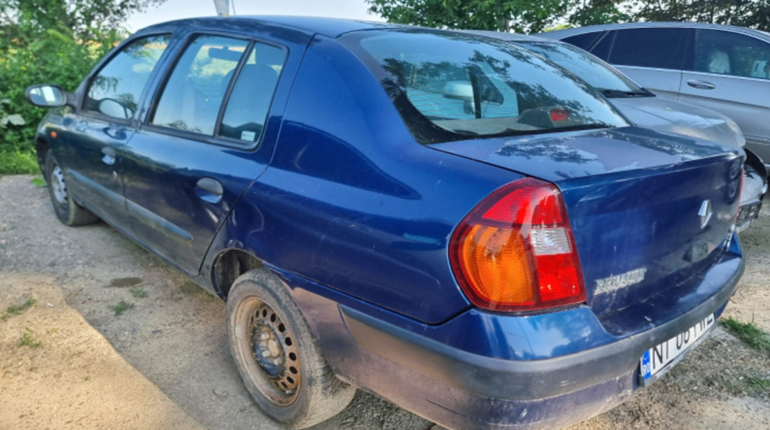 Aripa dreapta fata Renault Clio 2001 sedan 1.4 K7J 700