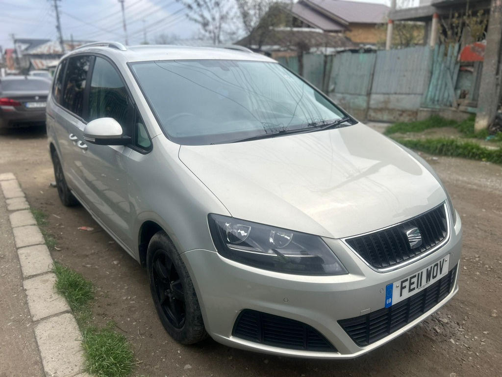 Aripa dreapta fata Seat Alhambra 2 2011 monovolum 2.0