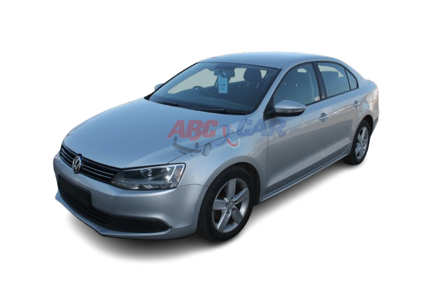 Aripa dreapta fata Volkswagen Jetta 2014 (1B) berlina 2.0 TDI