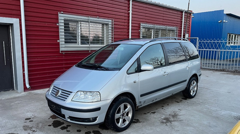 Aripa dreapta fata Volkswagen Sharan 2002 MONOVOLUM 1.9 TDI