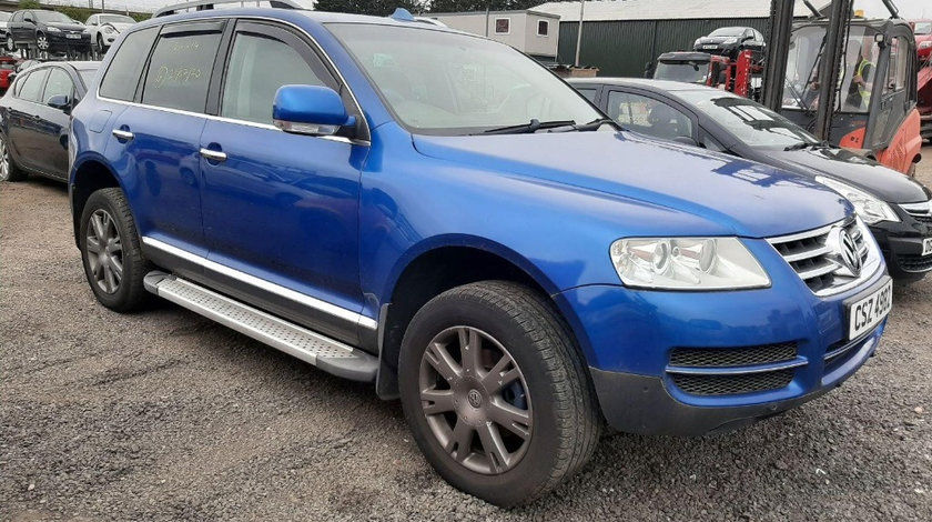 Aripa dreapta fata Volkswagen Touareg 7L 2006 SUV 2.5 TDI