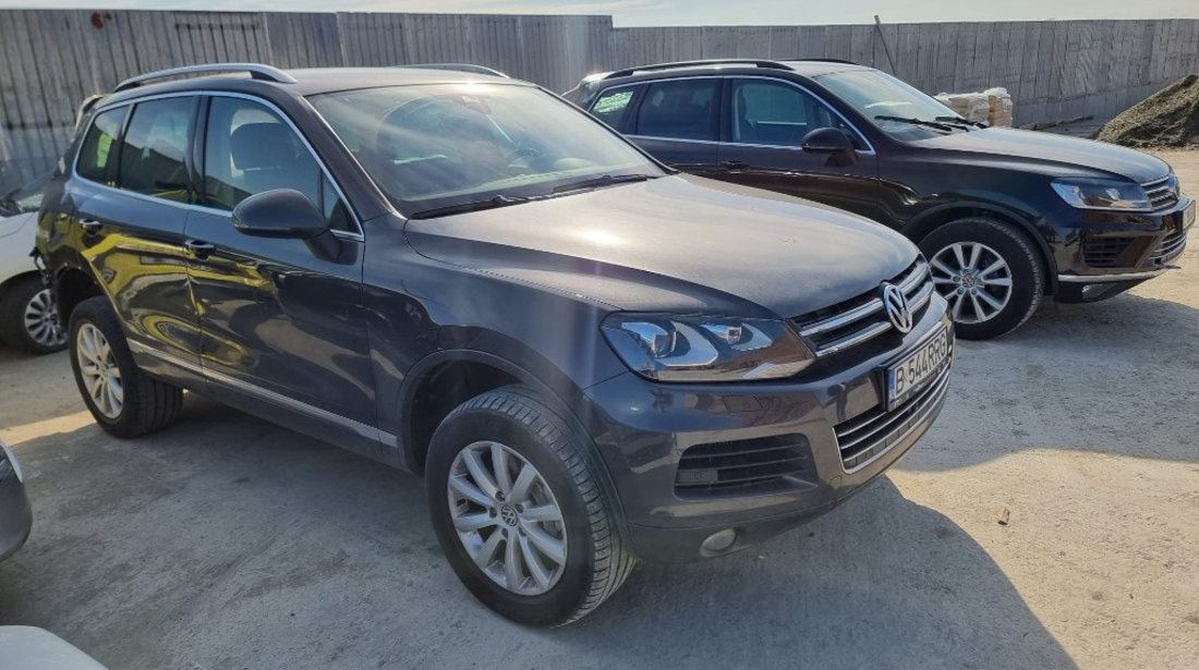 Aripa dreapta fata Volkswagen Touareg 7P 2012 4x4 4.2 tdi CKDA