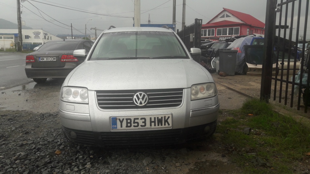 Aripa dreapta fata VW Passat B5 2003 COMBI 1.9 TDI