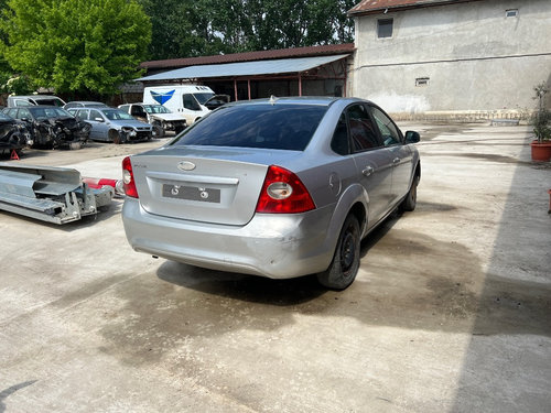 Aripa dreapta spate Ford Focus 2 Berlina facelift an fab. 2008 - 2012