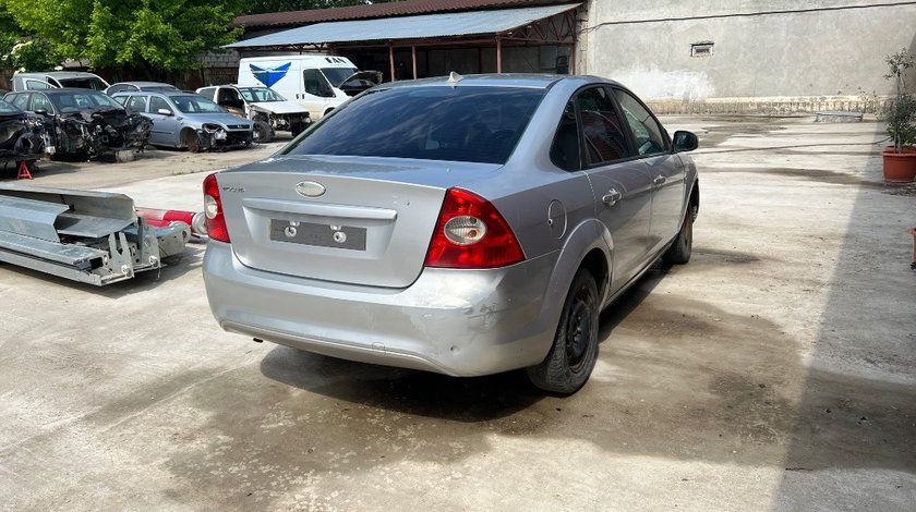 Aripa dreapta spate Ford Focus 2 Berlina facelift an fab. 2008 - 2012