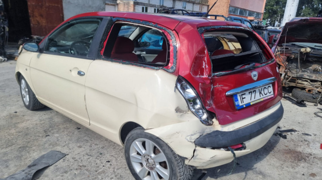 Aripa dreapta spate Lancia Ypsilon 2005 HatchBack 1.4 benzina 843a1000